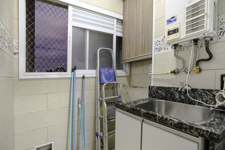 Apartamento para alugar com 70m², 3 quartos e 1 vagaÁrea de Serviço