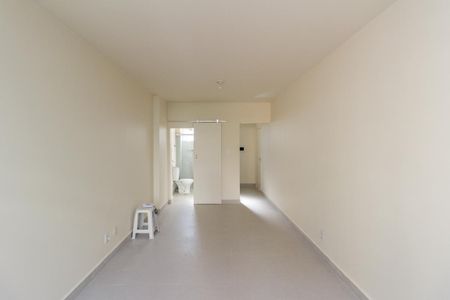 Studio à venda com 29m², 1 quarto e sem vaga Studio à venda com 29m², 1 quarto e sem vagaStudio