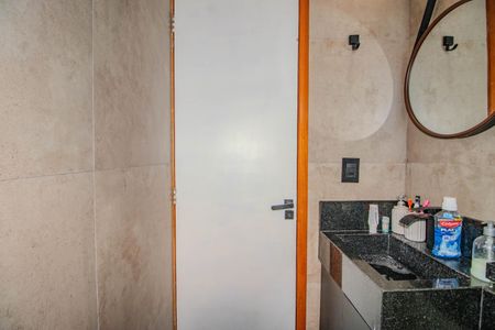 Apartamento para alugar com 196m², 4 quartos e 2 vagasBanheiro da Suíte 2