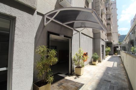 Apartamento à venda com 61m², 3 quartos e 1 vagaEntrada