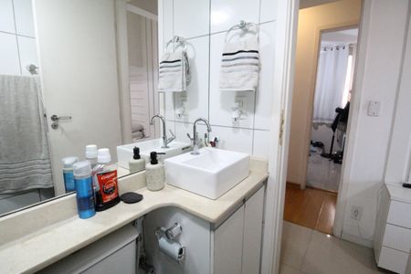 Apartamento à venda com 61m², 3 quartos e 1 vagaBanheiro da Suíte 