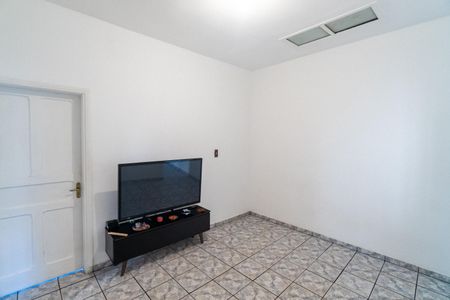 Casa à venda com 162m², 4 quartos e 1 vaga Casa à venda com 162m², 4 quartos e 1 vagaCasa 2 - Sala