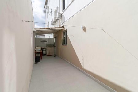 Apartamento à venda com 123m², 3 quartos e 1 vaga Apartamento à venda com 123m², 3 quartos e 1 vagaÁrea de serviço