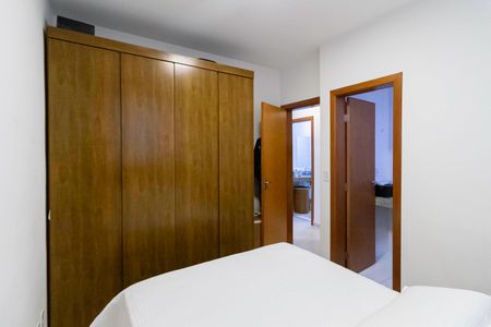 Apartamento à venda com 123m², 3 quartos e 1 vaga Apartamento à venda com 123m², 3 quartos e 1 vagaSuíte