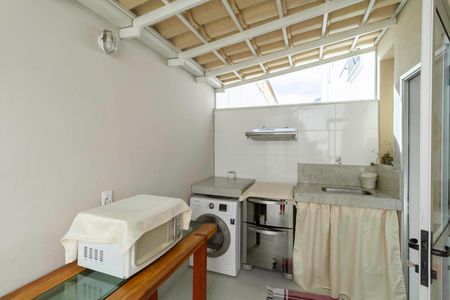 Apartamento à venda com 123m², 3 quartos e 1 vaga Apartamento à venda com 123m², 3 quartos e 1 vagaÁrea de serviço