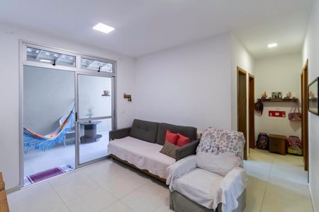 Apartamento à venda com 123m², 3 quartos e 1 vaga Apartamento à venda com 123m², 3 quartos e 1 vagaSala