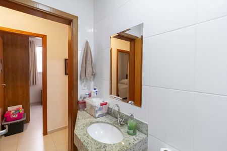 Apartamento à venda com 123m², 3 quartos e 1 vaga Apartamento à venda com 123m², 3 quartos e 1 vagaBanheiro Social