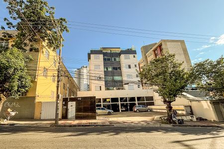 Apartamento à venda com 58m², 1 quarto e 2 vagasFachada