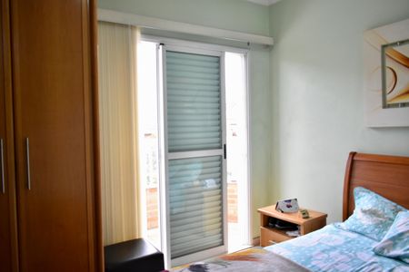 Casa à venda com 200m², 4 quartos e 4 vagasSuíte 1