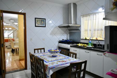 Casa à venda com 200m², 4 quartos e 4 vagasCozinha