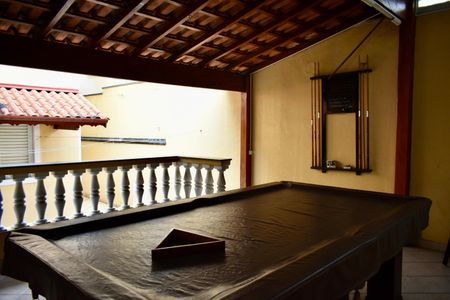 Casa à venda com 200m², 4 quartos e 4 vagasSalão de jogos