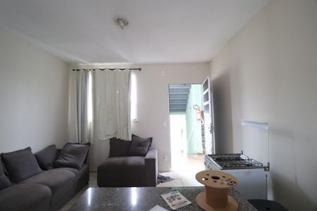 Apartamento para alugar com 45m², 2 quartos e 1 vagaSala