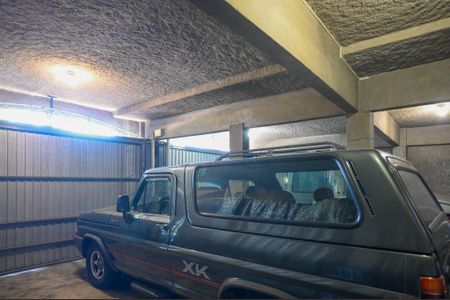 Casa à venda com 254m², 2 quartos e 4 vagasGaragem