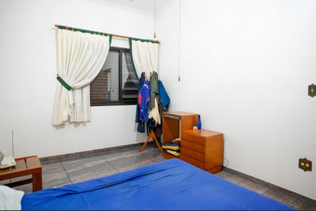 Casa à venda com 254m², 2 quartos e 4 vagasQuarto 1