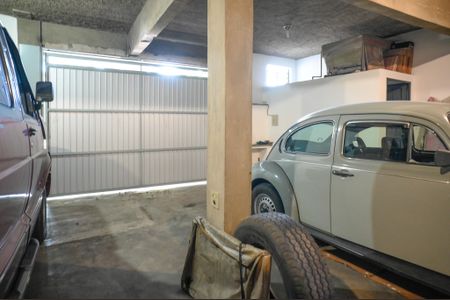 Casa à venda com 254m², 2 quartos e 4 vagasGaragem