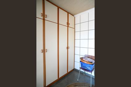 Casa à venda com 254m², 2 quartos e 4 vagasÁrea de Serviço