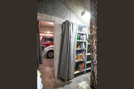 Casa à venda com 254m², 2 quartos e 4 vagasGaragem