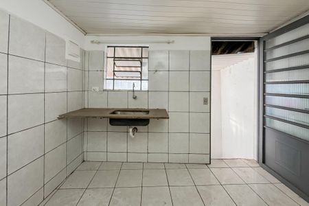 Casa à venda com 210m², 3 quartos e sem vagaSala e Cozinha - Casa 2
