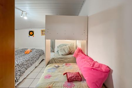 Casa à venda com 210m², 3 quartos e sem vagaQuarto - Casa 3