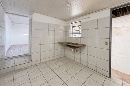 Casa à venda com 210m², 3 quartos e sem vagaSala e Cozinha - Casa 2