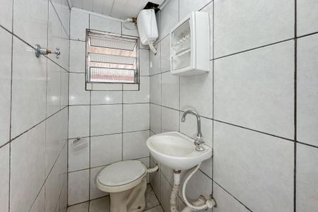 Casa à venda com 210m², 3 quartos e sem vagaBanheiro - Casa 2