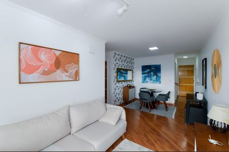 Apartamento à venda com 73m², 2 quartos e 1 vaga Apartamento à venda com 73m², 2 quartos e 1 vagaSala