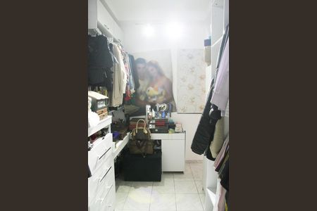 Casa à venda com 276m², 4 quartos e 4 vagasCloset da Suíte