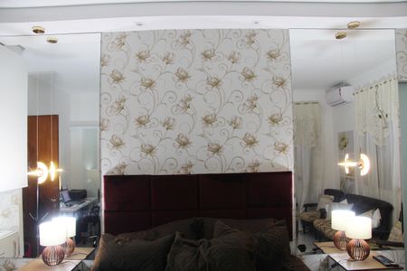 Casa à venda com 276m², 4 quartos e 4 vagasSuíte