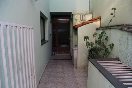 Casa à venda com 276m², 4 quartos e 4 vagasVaranda Área de Serviço