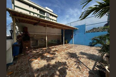 Apartamento para alugar com 138m², 3 quartos e 2 vagas