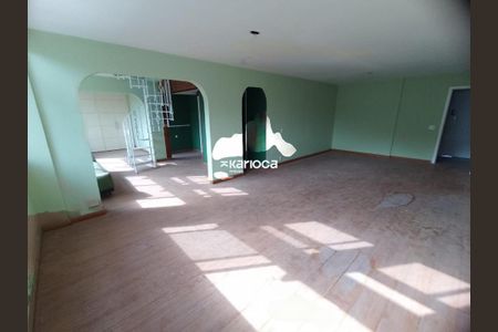 Apartamento à venda com 126m², 4 quartos e 2 vagas