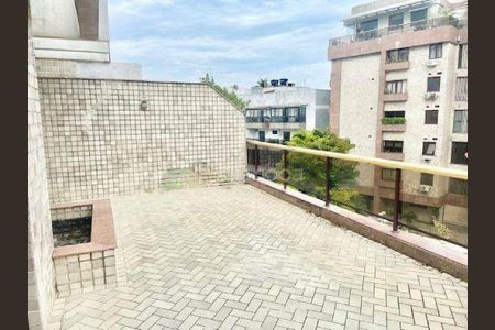 Casa à venda com 420m², 4 quartos e 2 vagas