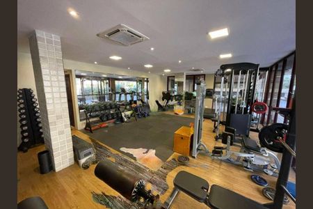 Casa à venda com 420m², 4 quartos e 2 vagas