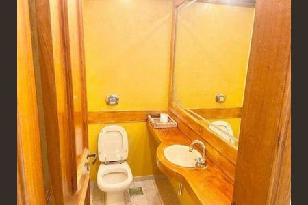 Casa à venda com 420m², 4 quartos e 2 vagas