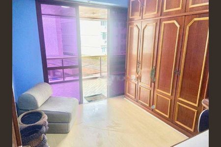 Casa à venda com 420m², 4 quartos e 2 vagas