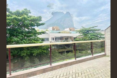 Casa à venda com 420m², 4 quartos e 2 vagas