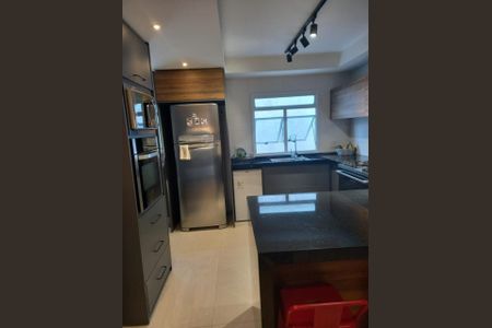 Apartamento à venda com 215m², 4 quartos e 2 vagas