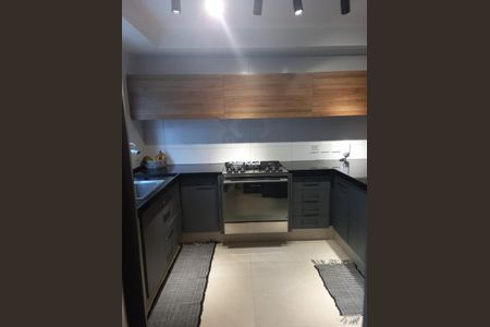 Apartamento à venda com 215m², 4 quartos e 2 vagas