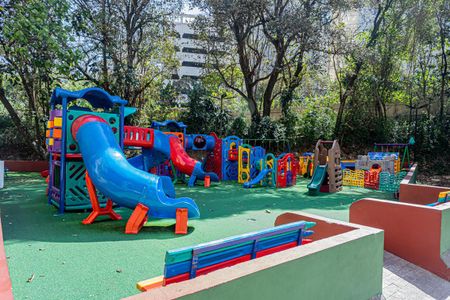 Apartamento para alugar com 98m², 3 quartos e 1 vaga Apartamento para alugar com 98m², 3 quartos e 1 vagaÁrea comum - Playground