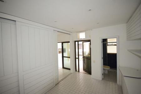 Apartamento à venda com 70m², 2 quartos e 2 vagas Apartamento à venda com 70m², 2 quartos e 2 vagasSuíte 2