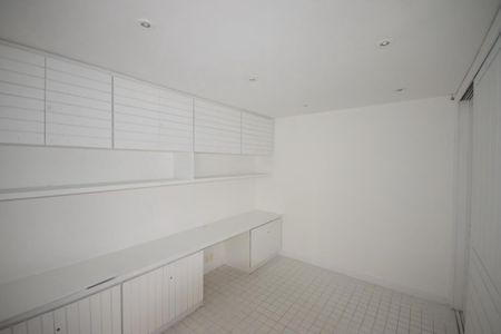 Apartamento à venda com 70m², 2 quartos e 2 vagas Apartamento à venda com 70m², 2 quartos e 2 vagasSuíte 2