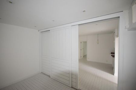 Apartamento à venda com 70m², 2 quartos e 2 vagas Apartamento à venda com 70m², 2 quartos e 2 vagasSuíte 2