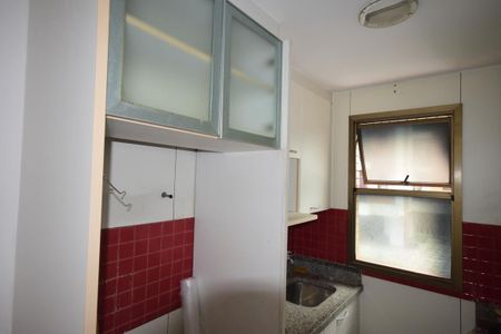 Apartamento à venda com 70m², 2 quartos e 2 vagas Apartamento à venda com 70m², 2 quartos e 2 vagasCozinha