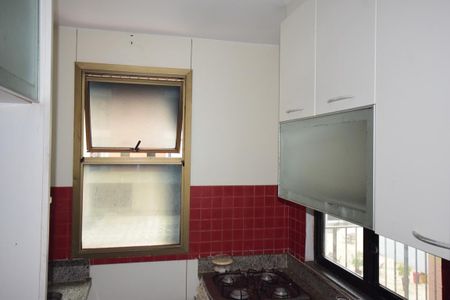 Apartamento à venda com 70m², 2 quartos e 2 vagas Apartamento à venda com 70m², 2 quartos e 2 vagasCozinha