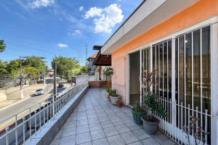 Casa para alugar com 230m², 3 quartos e 1 vagaQuintal