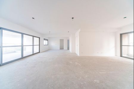Apartamento à venda com 227m², 3 quartos e 4 vagasSala