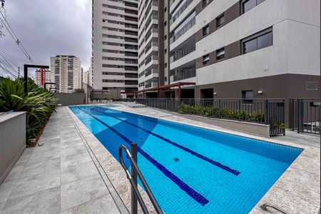 Apartamento à venda com 227m², 3 quartos e 4 vagasÁrea comum - Piscina