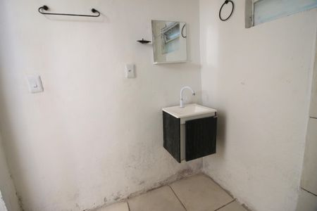 Casa para alugar com 60m², 1 quarto e sem vagaBanheiro