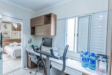 Casa à venda com 358m², 3 quartos e 4 vagasQuarto / closet - 2