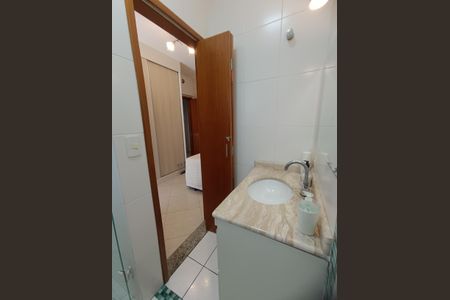 Apartamento à venda com 74m², 3 quartos e 1 vagaBanheiro da Suíte